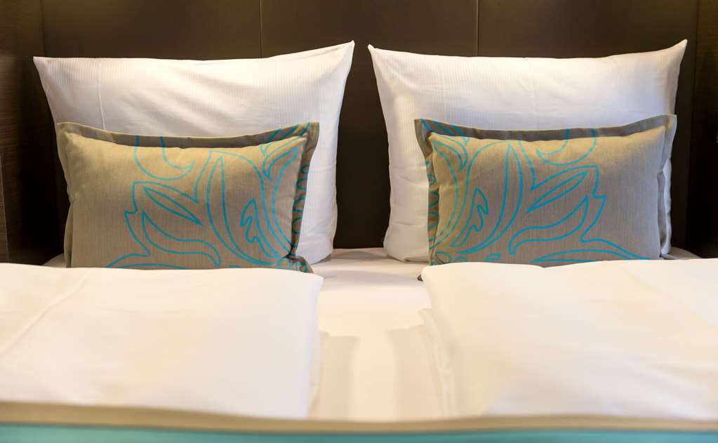 One Berlin-hauptbahnhof 3*